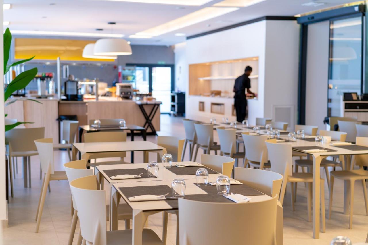 Alannia Salou Hotel Exterior photo
